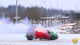 картинка: ФЕЙЕРВЕРК В САЛОНЕ АВТОМОБИЛЯ. ПОСЛЕДНИЙ ДЕНЬ ТВИНГО. ЕЗДА. Эпизод 20