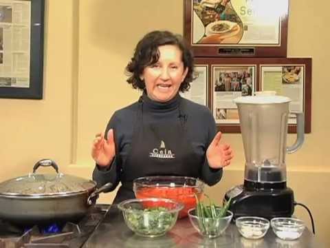 Learn How to Make Amelia Ceja's Award Winning Super Bowl Chili - Carne con Chile