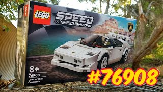 Building LEGO speed champions set 76908: Lamborghini Countach.