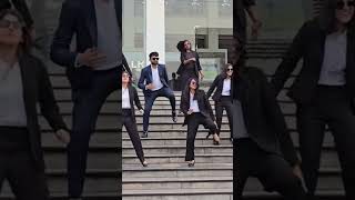 Case studies by day, Chhaiya Chhaiya by evening!💃🏻🕺🏻✨ Video credits: #hindustaniclassicalmusic
