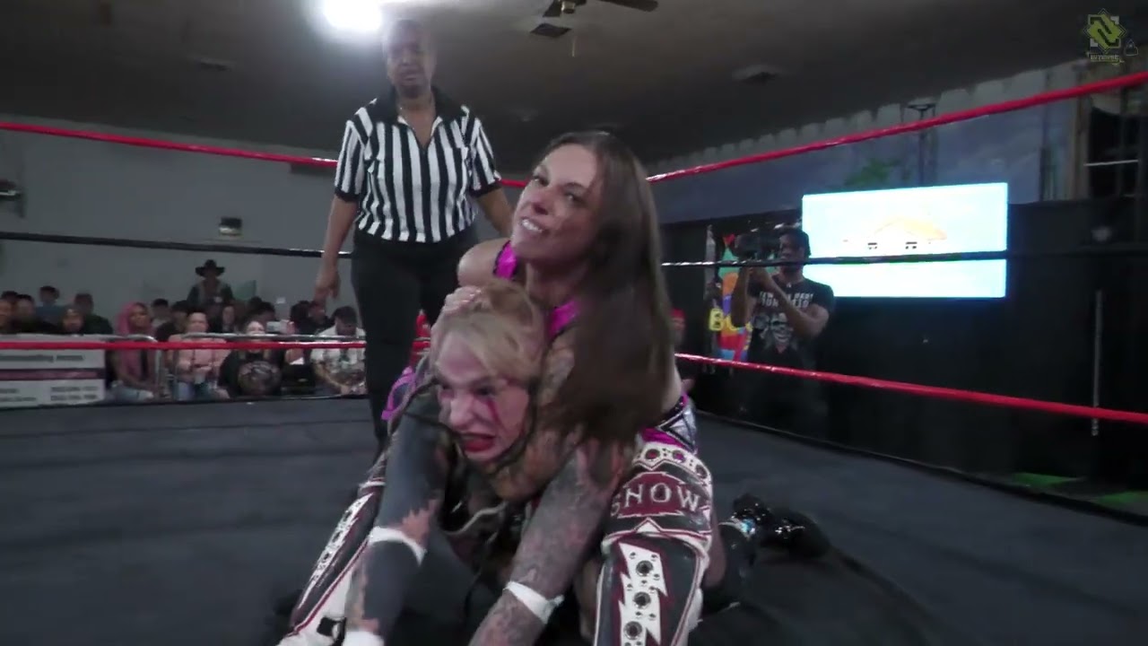 Lindsay Snow w/ Ayla Fox vs Dani Jordyn - IWE Women’s Championship