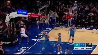 MITCHELL ROBINSON WITH THE CROSSOVER vs Hornets