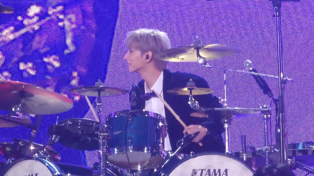 260103 Strawberry Cake(악기체인지 ver.) 오드 O.de 직캠 Fancam @Xdinary Heroes 2ND FANMEETING 'XCLUSIVE PARTY'