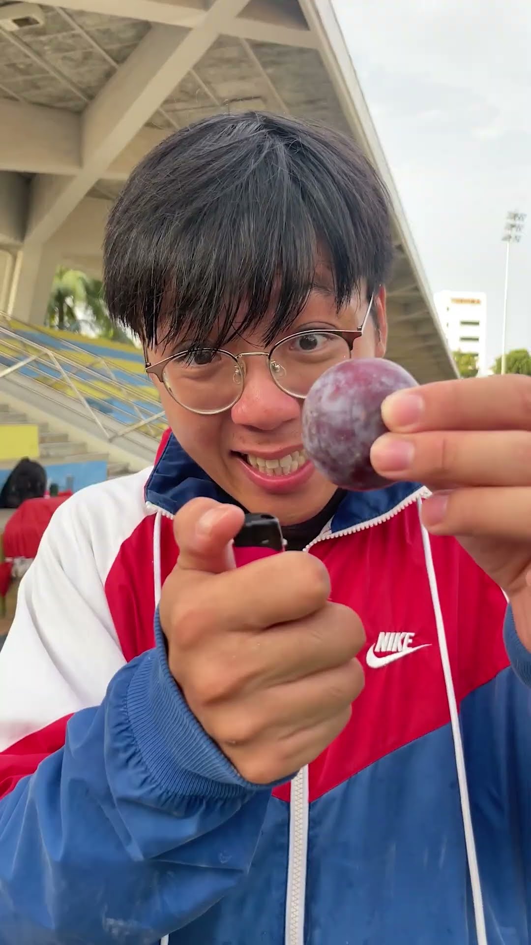 The FASTEST way to MAKE DRIED PLUMS! #shorts #mingweirocks