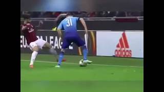 Kolasinac - Skills