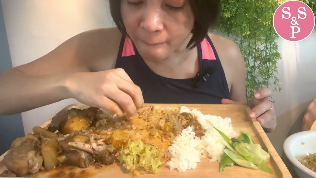 ဂေါ်ရခါးသီးအစိမ်းသုပ် Fresh Chayote Salad