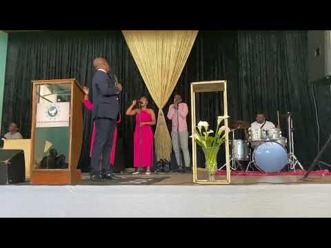 Wena OngaGuqukiyo _ Pst Mbiko
