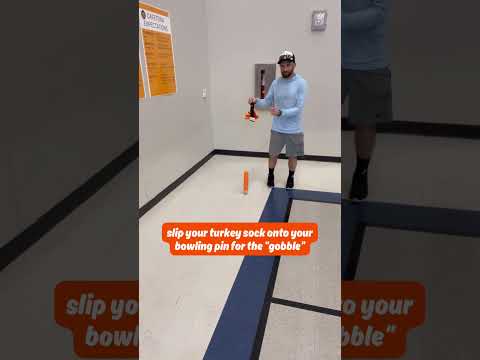 Play Wobble Gobble Bowling! Fun Thanksgiving and Fall Themed Activity Station! #physed #peteacher