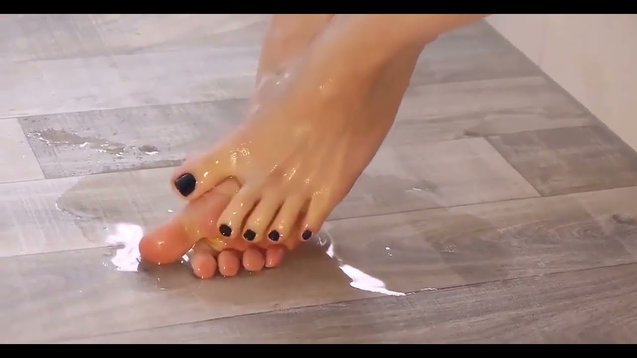 Oil feet