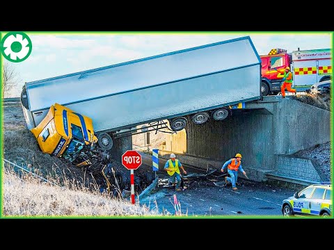 Dangerous Idiots Truck & Heavy Equipment Fails Compilation | Biggest Heavy Machinery Machines