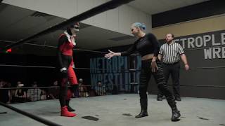 Leva Bates vs Claudia