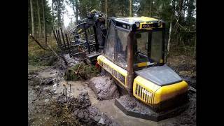 Ultimate FORWARDER/HARVESTER in mud fails compilation. Amazing equipment