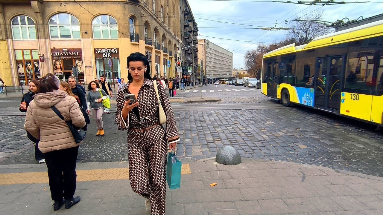 У Львові ввели платний вхід в кафе, ціна, вулиці Костюшка, Гнатюка, Курбаса, проспект Свободи 2025