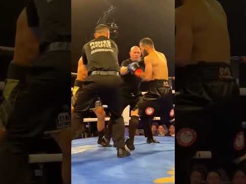Watch Two Referees Jump Into the Boxing Ring and Spice Things Up! 🔥#ai #boxing #shorts