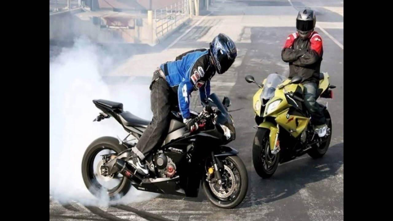 мотоциклисты братья. друзья мотоциклисты. друзья на мотоциклах. друзья мотоциклисты. мото друзья.