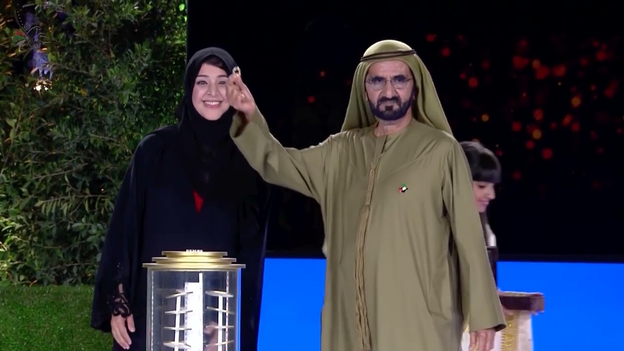 معالي ريم الهاشمي تكرم فرق العمل وكوادر إقامة دبي التي عملت في معرض إكسبو دبي 2020