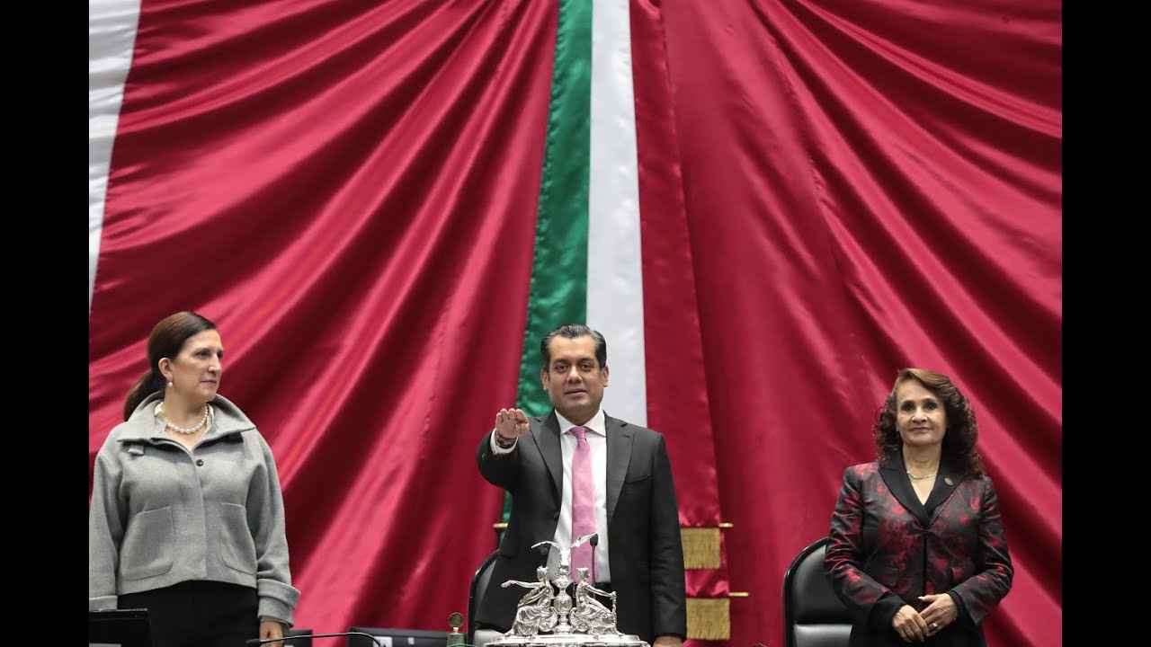 Toma de protesta de integrantes de la Mesa Directiva - YouTube