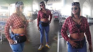 Jinnie Jaaz International Model And Actress Jinnie Jaaz Snapped By Media At Mumbai Airport