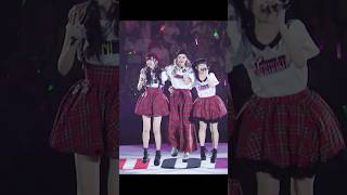 【#ライブ映像 公開中】Kiss！Kiss！Kiss！ / #Buono! (#嗣永桃子 #夏焼雅 #鈴木愛理) Buono!ライブ2017 〜Pienezza！〜