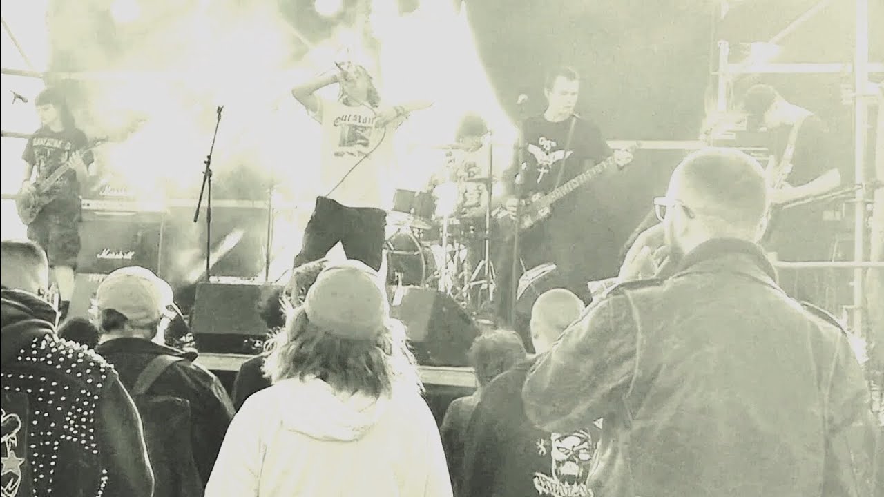 USCH! - Vad Ska Dom Säga? 1/6 Live Filmd: Fredrik Sjölin. Fragile Mountain Punk Festival. June 2023