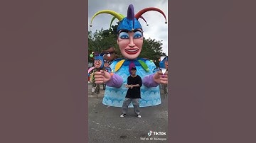 LÊ BẢO MÚA QUẠT CỰC GẮT SIÊU DẺO