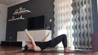 Nuria Martin - Pilates con mancuernas