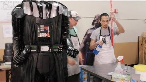 Life-Sized Darth Vader Cake : Timelapse