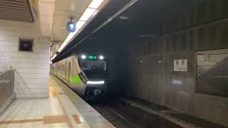 1192次EMU900型區間車往基隆進入板橋站