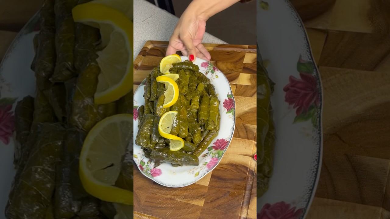 Artık zeytinyağlı sarma çok kolay🥰👍 #sarma #zeytinyağlıtarifler #dolma #tarif #pratik #yemek Artık zeytinyağlı sarma çok kolay🥰👍 #sarma #zeytinyağlıtarifler #dolma #tarif #pratik #yemek