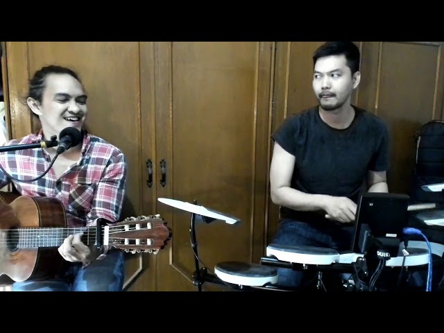 Fix You - Coldplay - Cover by Mari Herrera and Jonas Flanco class=