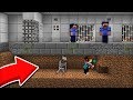 КАК ПРАВИЛЬНО СБЕЖАТЬ ИЗ ТЮРЬМЫ В МАЙНКРАФТ 100% ТРОЛЛИНГ ЛОВУШКА MINECRAFT ПОЛИЦИЯ В МАЙН