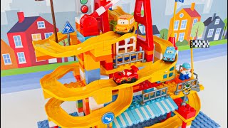 Lego Car Track - बच्चों के लिए खिलौना सीखने का वीडियो! screenshot 2