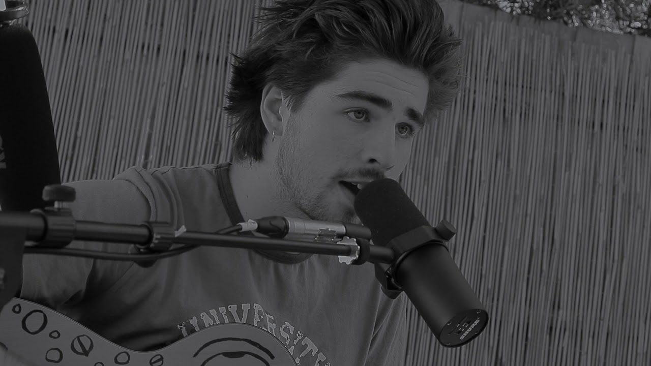 Ryan Schmidt- I'm Actually Really Quite Nice  (LIVE)