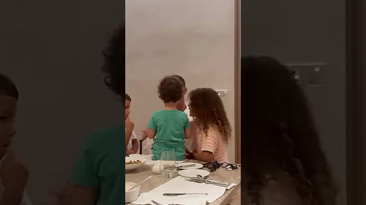 Cristiano Ronaldo sharing pure joy and laughter with his kids – beautiful moments ❤️👨👧👦✨