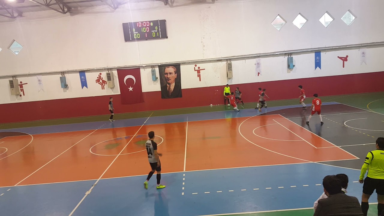 Giresun liseler arası futsal final karşılaşması        part-1
