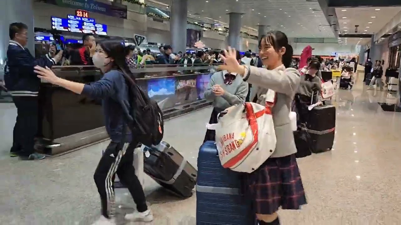 20231209京都橘高校吹奏樂部台北桃園機場