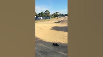 arrma notorious v5 double backflip