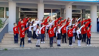 Atatürk Çocukları Gösterisi Resimi
