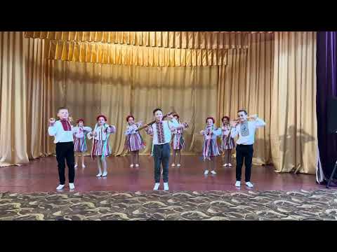 Жартівлива картина Чичері виконує хореографічний колектив Фієста