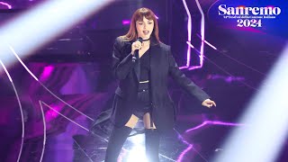 Sanremo 2024 - Annalisa canta &#39;Sinceramente&#39;