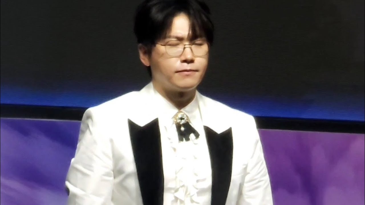 춘길님의 구슬픈 월하가약에  푹젖은 가을밤🌛 #경북예술제 #구미 #춘길 #모세 #이리오너라 #사랑인걸 #국민오빠 #월하가약