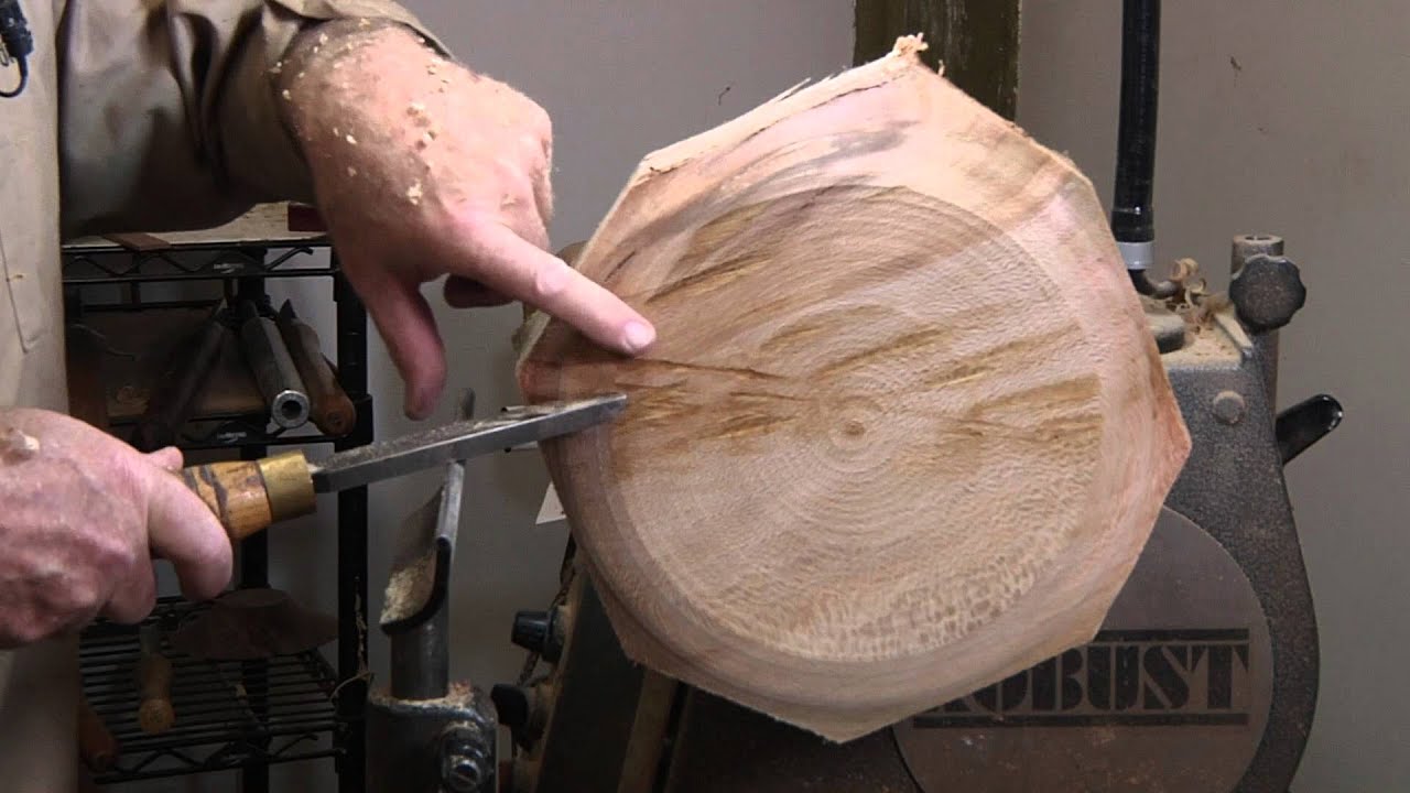 ROUGHING CUTS WITH A CHAINSAWN BLANK by Reed Gray aka Robo Hippy YouTube