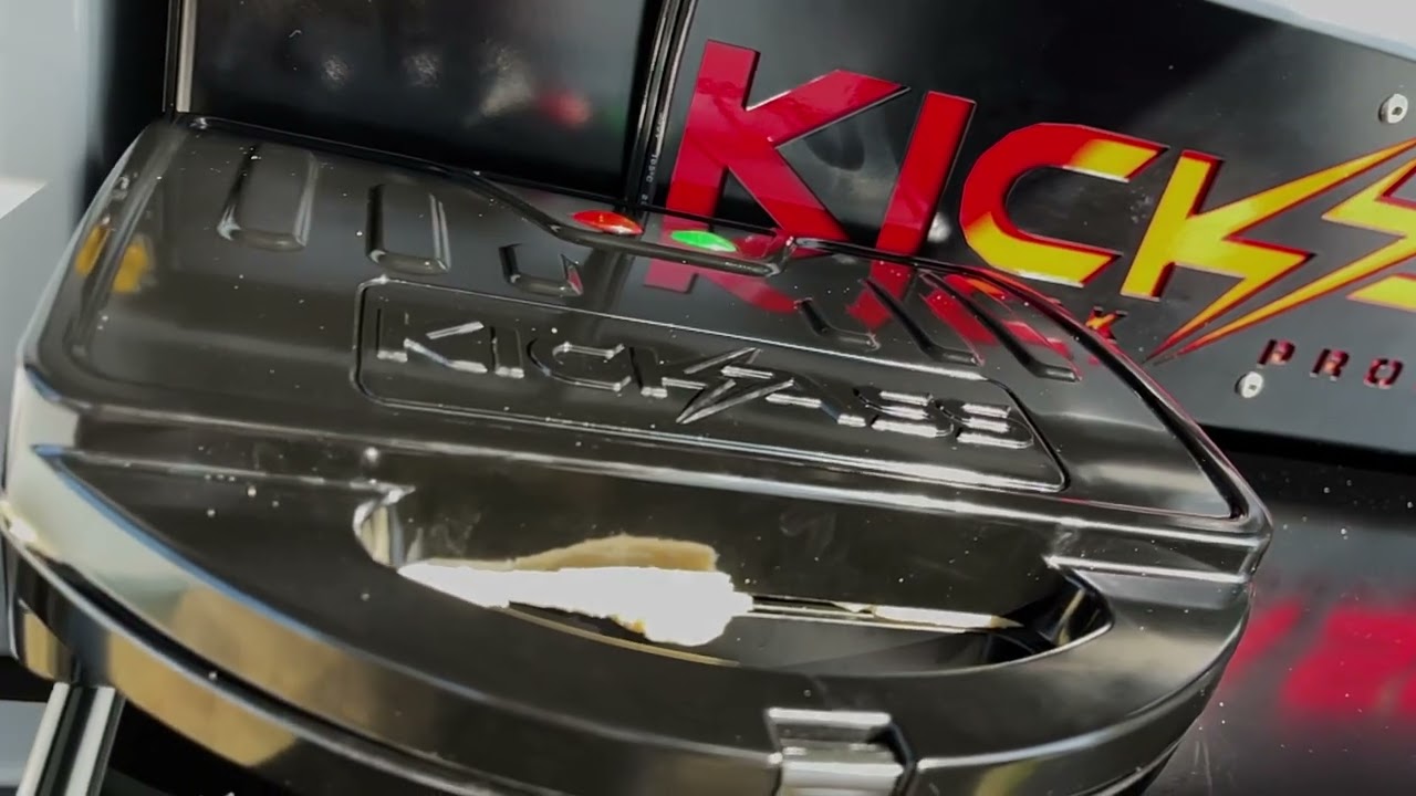 Джаффл-мейкер KickAss 12 В. Наслаждайтесь горячими, хрустящими, золотистыми тостами в дороге!