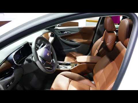 New 2018 GM Chevrolet Malibu Sedan - Interior Tour - 2017 LA Auto Show, Los Angeles, CA