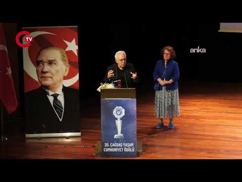 Zülfü Livaneli'ye 20. Çağdaş Yaşam Cumhuriyet Ödülü - Cumhuriyet bizim kimliğimizdir.