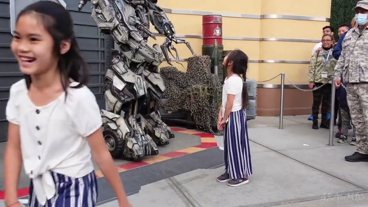 Megatron: 'No, no, don't touch Me, I've NO Idea where You've been!' at Universal Studios Hollywood