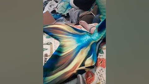 Atlantis Lightning Mertailor Mermaid Tail Unboxing part 2