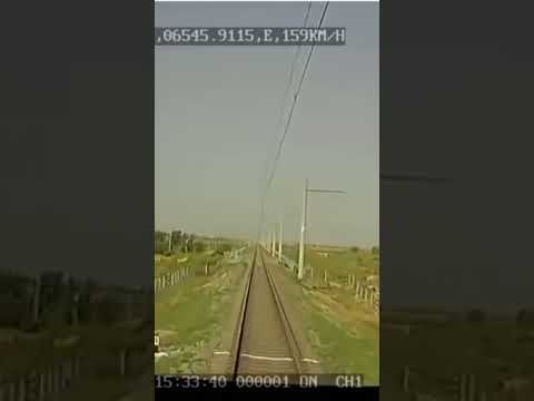 😨В Кашкадарье  поезд насмерть сбил трехлетнего ребенка, который сбежал из детсада. #новости