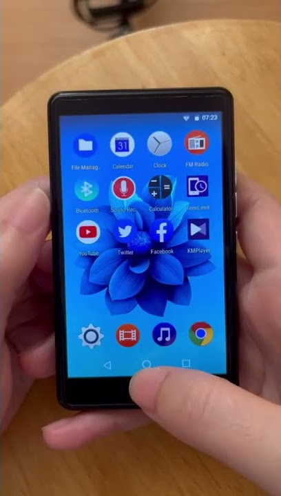 MP3 player like a small tablet