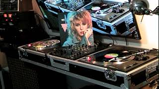 Nancy Martinez - Move Out (12'' Mix) 1987